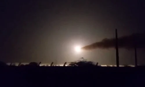 Iranul a atacat distrugatoare americane FOTO captură jpg