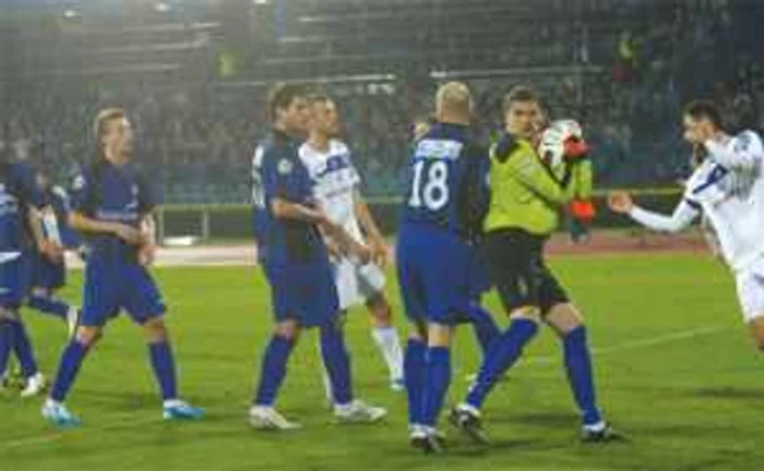 Partida de la Craiova a fost una aprig disputată 