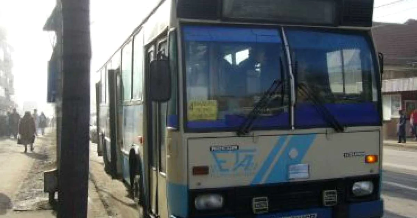 Râmnicu Vâlcea: Locuitorii oraşului vor avea transport în comun nepoluant