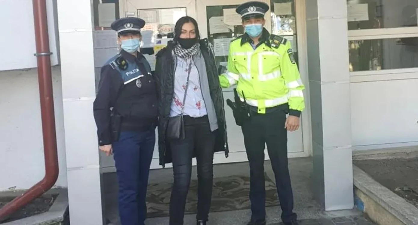 Tânăra a plecat din arestul IPJ Bacău chiar sub ochii polițiștilor FOTO IPJ Bacău