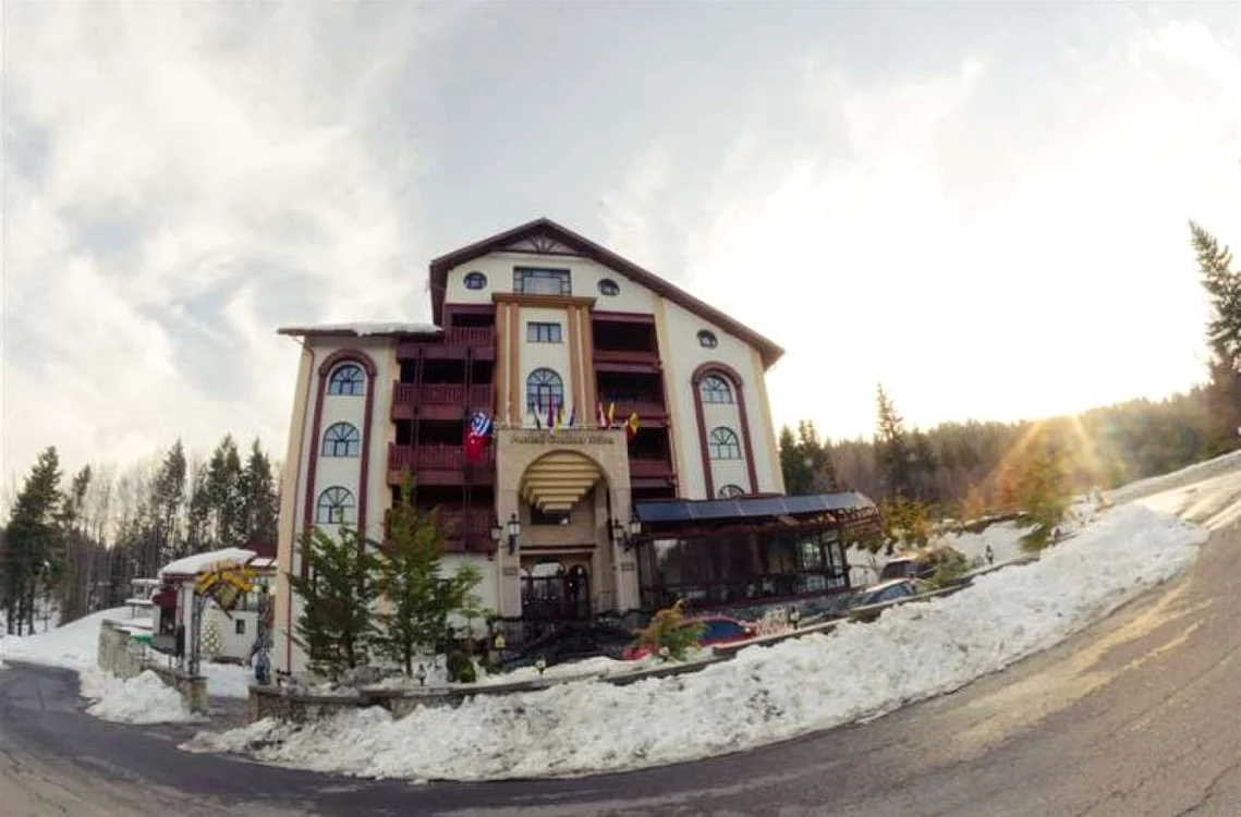 Hotel Predeal Comfort Suites oferă condiţii de excepţie turiştilor care vin la munte, dar şi preţurile sunt pe măsură