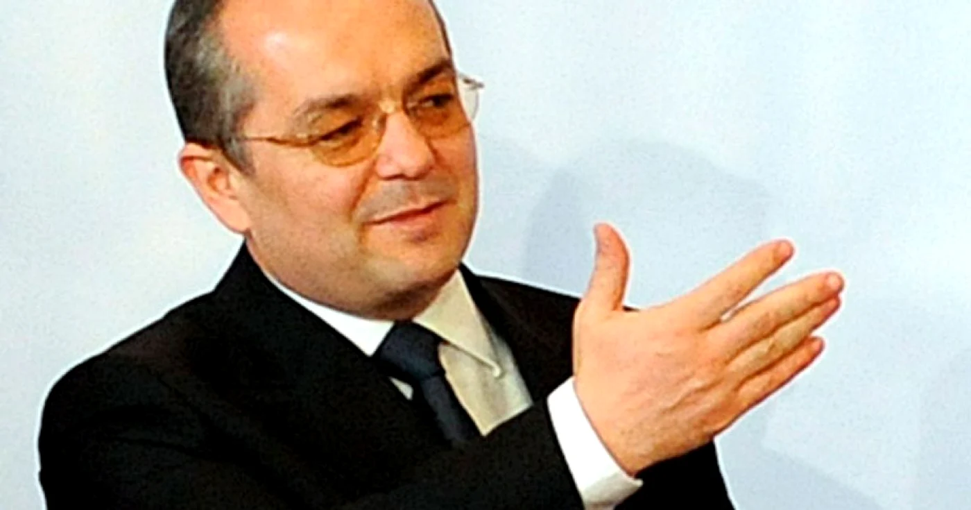 Boc le taie miniştrilor 20% din salarii
