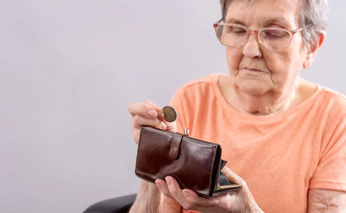 Pensionarii îşi vor primi drepturile băneşti între 10-20 ianuarieFoto: shutterstock