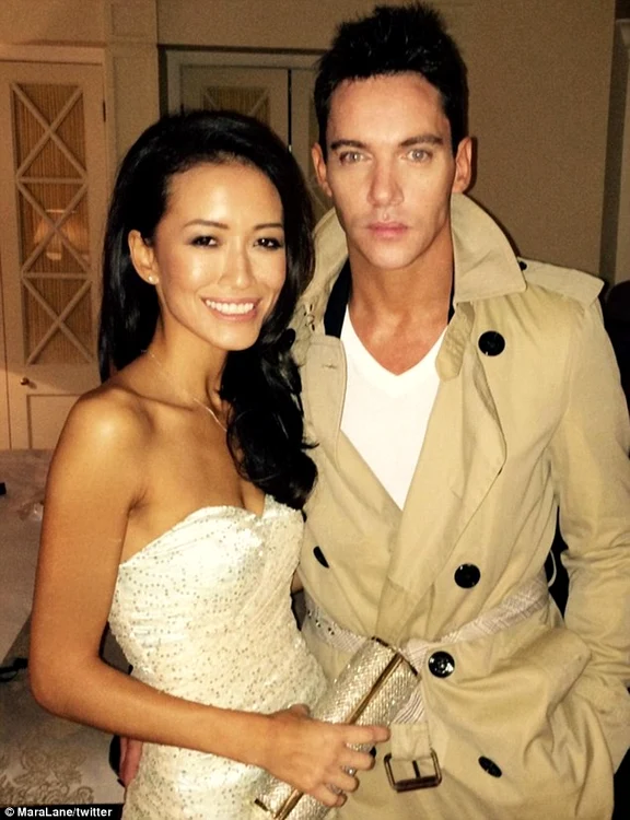 24127a2100000578 2875010 the happy couple british actor jonathan rhys meyers and mara lan a 79 1418669368124 jpeg
