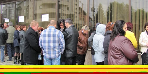 Funcţionarii de Direcţia de Finanţe îşi desfăşoară activitatea