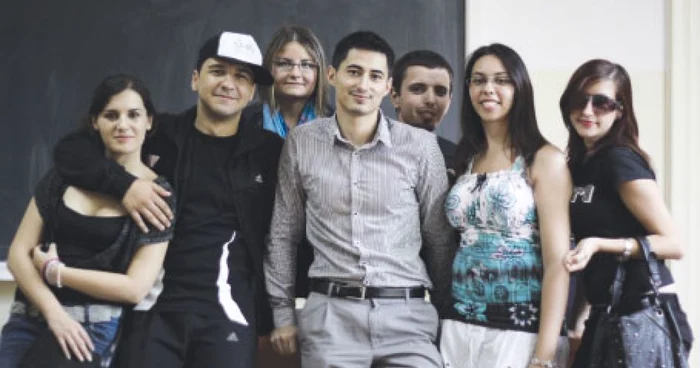 O parte din echipa BYP: Irina, Claudiu, Doina, Alex, George, Veronica şi Alexandra (de la stânga la dreapta)