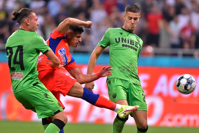 În toamna trecută, FCSB a câștigat cu 6-0 în fața lui Dinamo (Foto: sportpictures.eu)