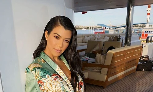 4 kourtney kardashian main jpg jpeg