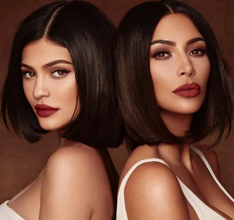 1 kim kardashian si kylie jenner 2 jpg jpeg