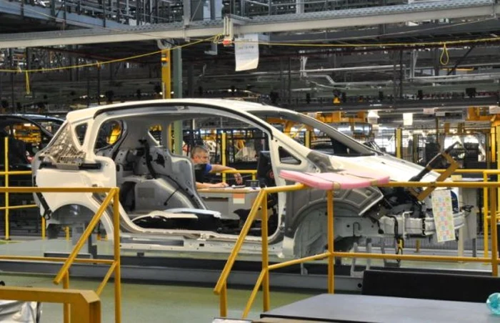 Ford vrea să mărească producţia de autoturisme la Craiova