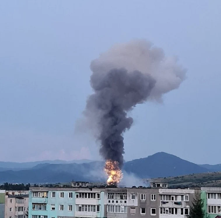 Au fost alertate şi serviciile voluntare pentru situaţii de urgenţă Râşnov, Bran, Cristian şi Vulcan. Foto: Facebook / Mediafax