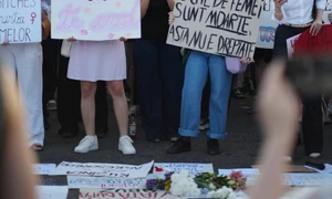 protest piata victoriei violenta domestica foto instagram  Ghioca Bogdan jpg