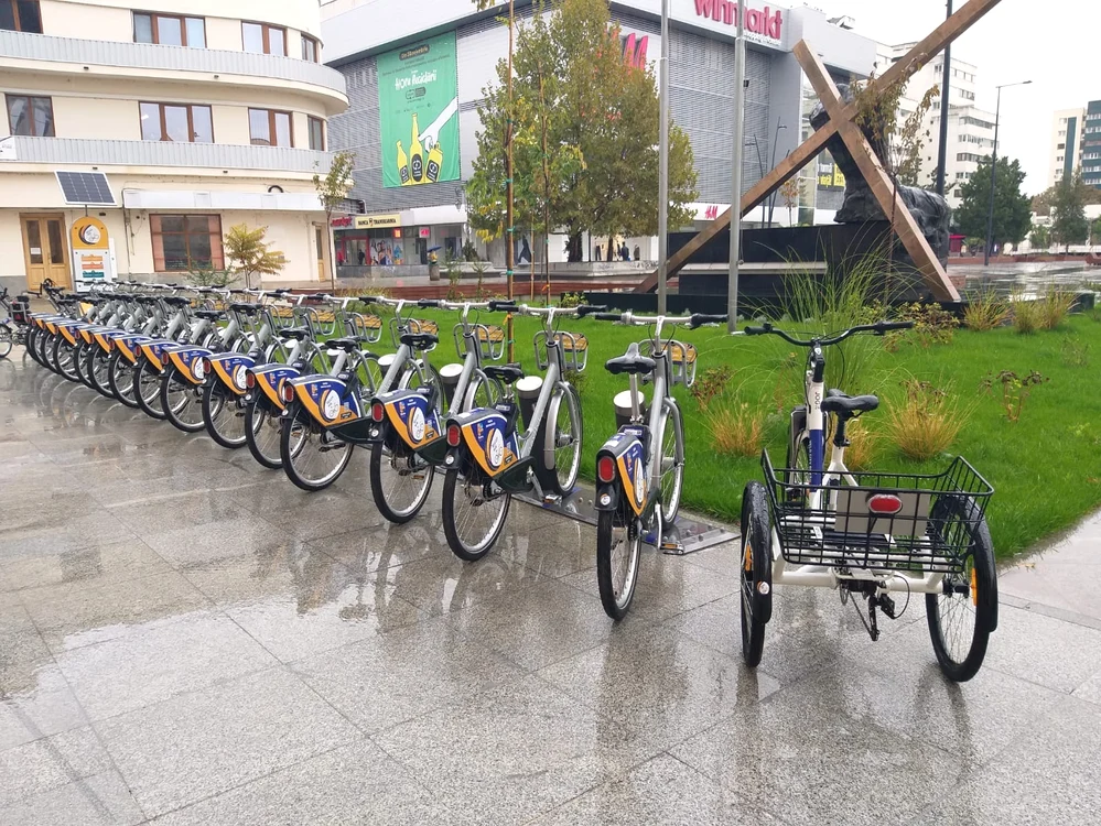 Bicicletele sunt repartizate în aproape 50 de stații. FOTO Primăria Buzău