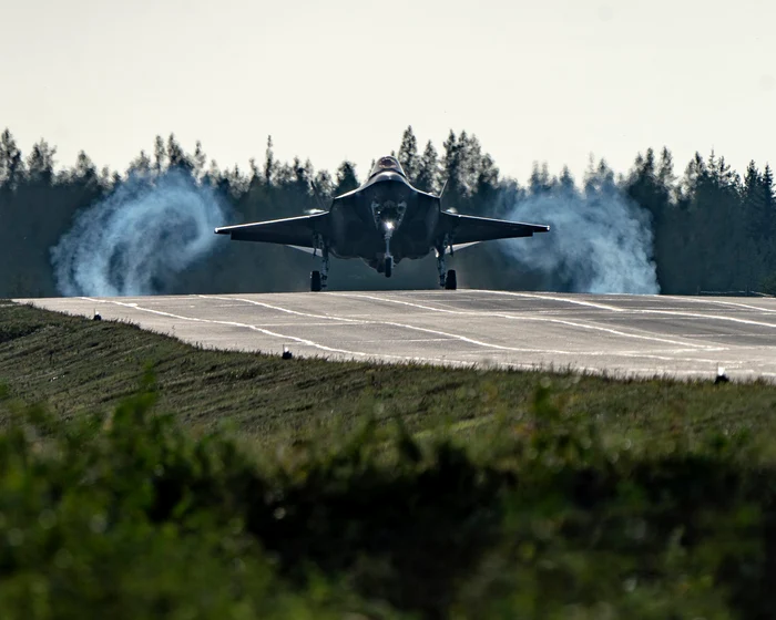 Premieră pe o autostradă din Finlanda FOTO @HQUSAFEAFAF / X