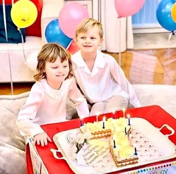 4 gemeni charlene jpg jpeg