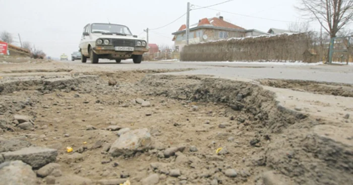 Ultimul crater din Iaşi este situat la ieşirea din oraş, prin CUG