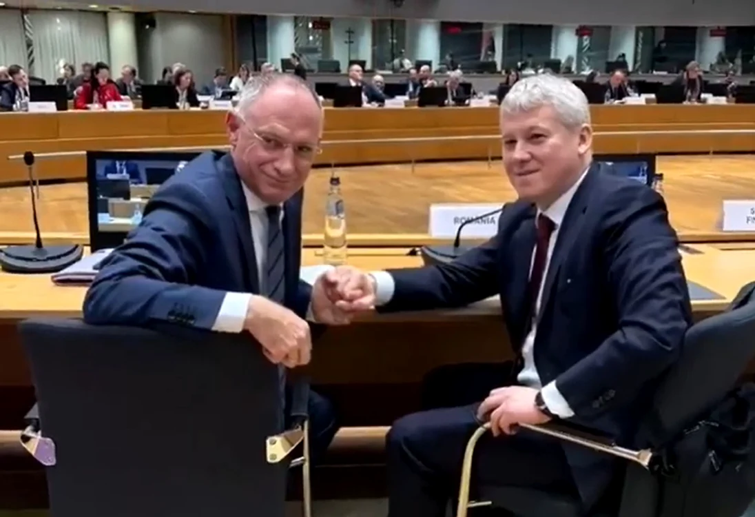  Gerhard Karner vine în România
