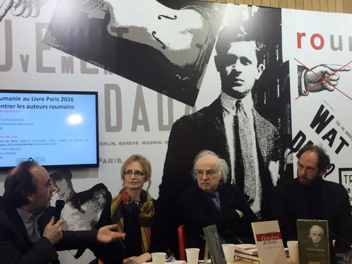 Salonul de carte de la Paris FOTOGRAFII Cristina Hermeziu