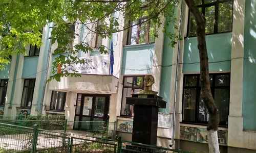 LT nicolae titulescu slatina foto alina mitran jpg