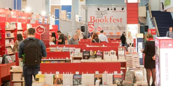 Bookfest salon de carte foto INQUAM