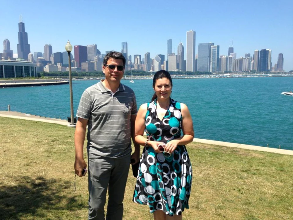 Primarul Radu Căpîlnaşiu şi Rodica Pop Seling au ajuns la Chicago săptămâna trecută FOTO Facebook