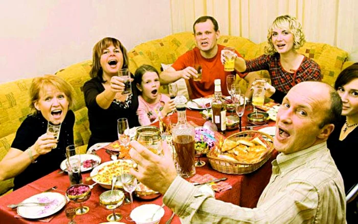 
    Stai la o masă îmbelşugată? Este de bine  