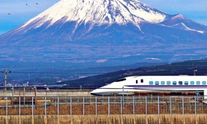 La trenurile Shinkansen din Japonia viteza e depășită doar de punctualitate jpeg