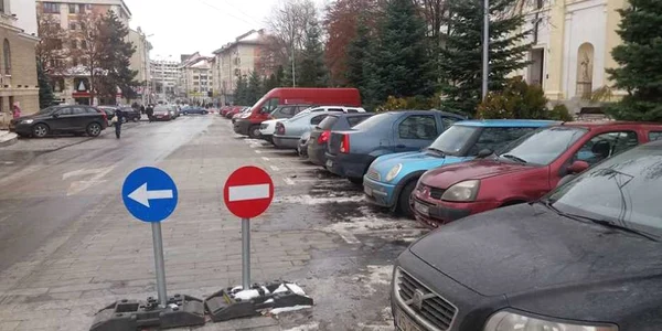 Pietonal Parcare Suceava. FOTO Danut Zuzeac