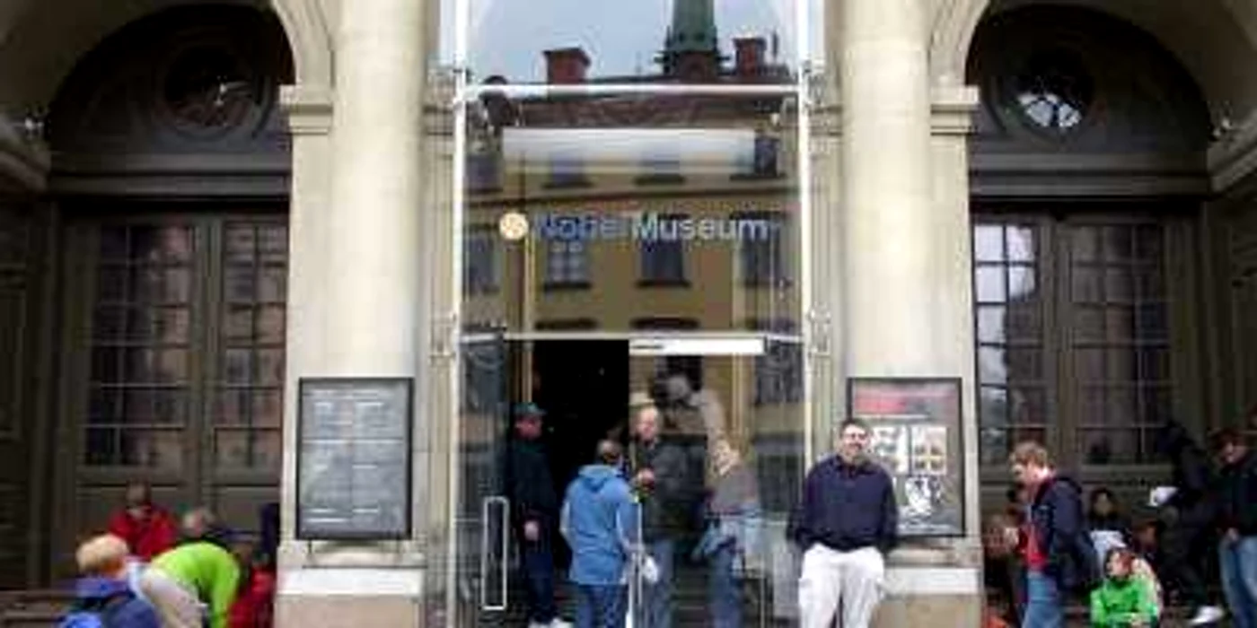 Muzeul Nobel din Stockholm prezintă toţi laureaţii începând cu anul 1901, până în prezent