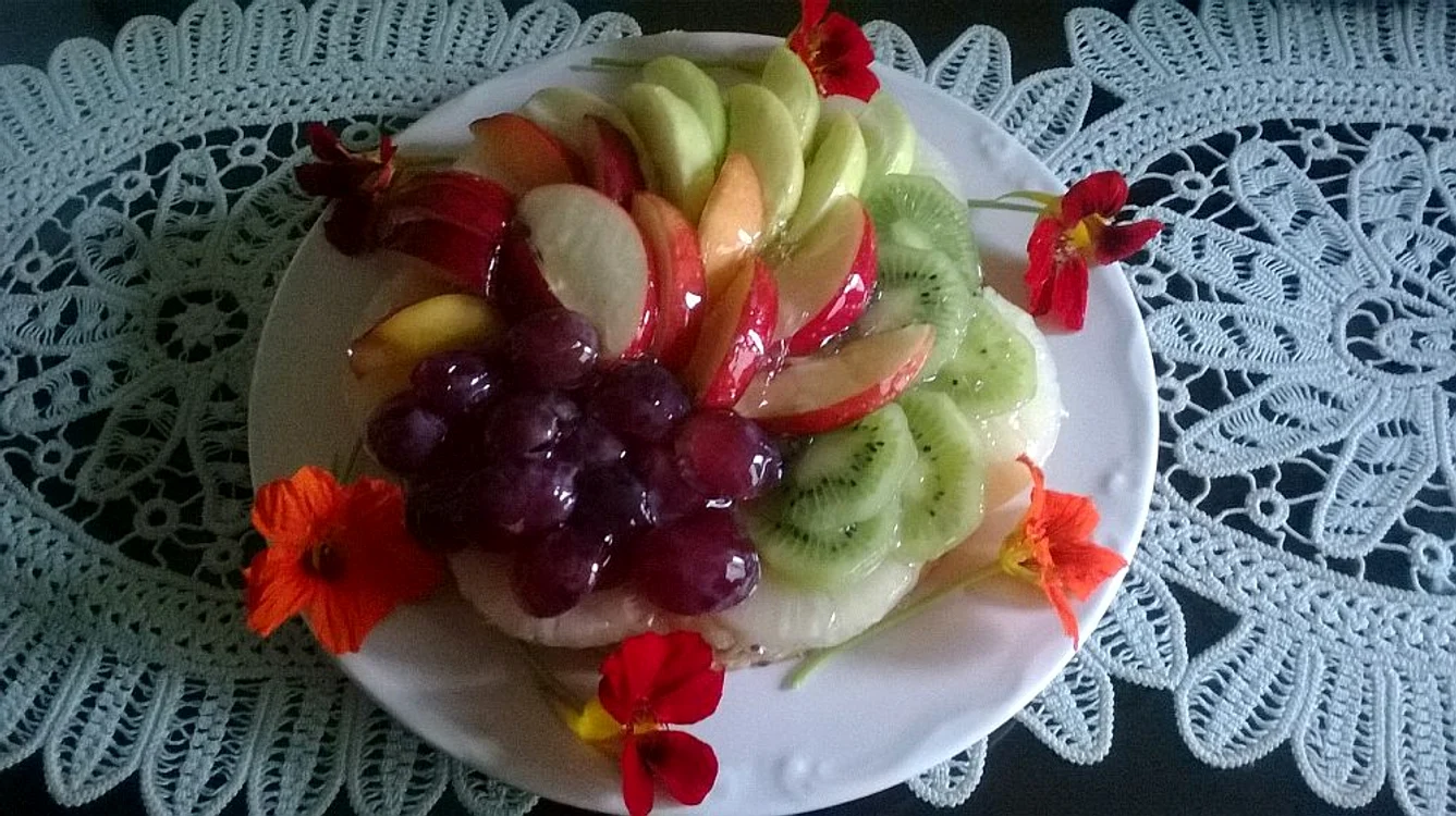 tarta racoritoare cu fructe jpeg
