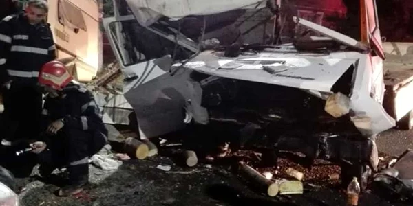 Accident urât la Topolovăţul Mare FOTO ISU Timiş