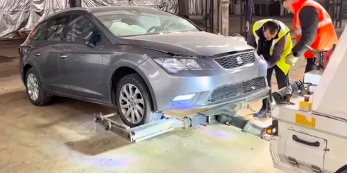 Românul care şi-a pus casa si atelierul auto la dispoziţia ucrainenilor