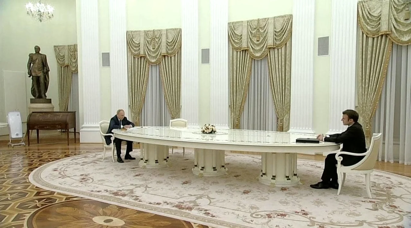 5 intalnirea dintre vladimir putin si emmanuel macron 2 jpg jpeg