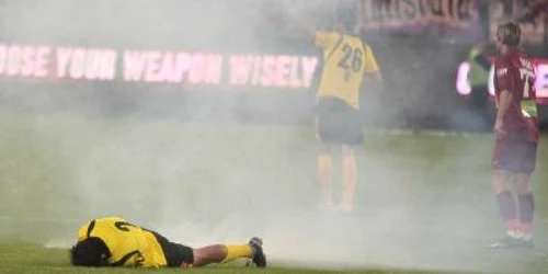 Timişoara: Iancu îl vrea la puşcărie pe cel care a aruncat petarda explodată lângă Bonfim