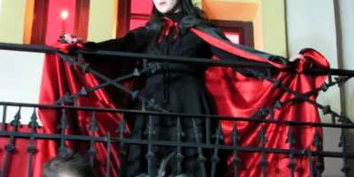 Vrăjitoarele s-au întâlnit la Castelul Dracula, din Pasul Tihuţa