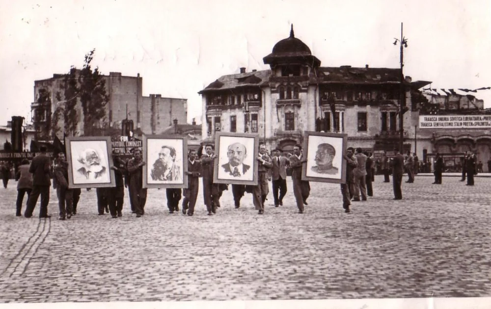 1 Mai, serbarea proletarilor în grădinile burgheziei. Scandalul iscat după apariția prințului Ferdinand la adunarea de la „Schiesstadt“