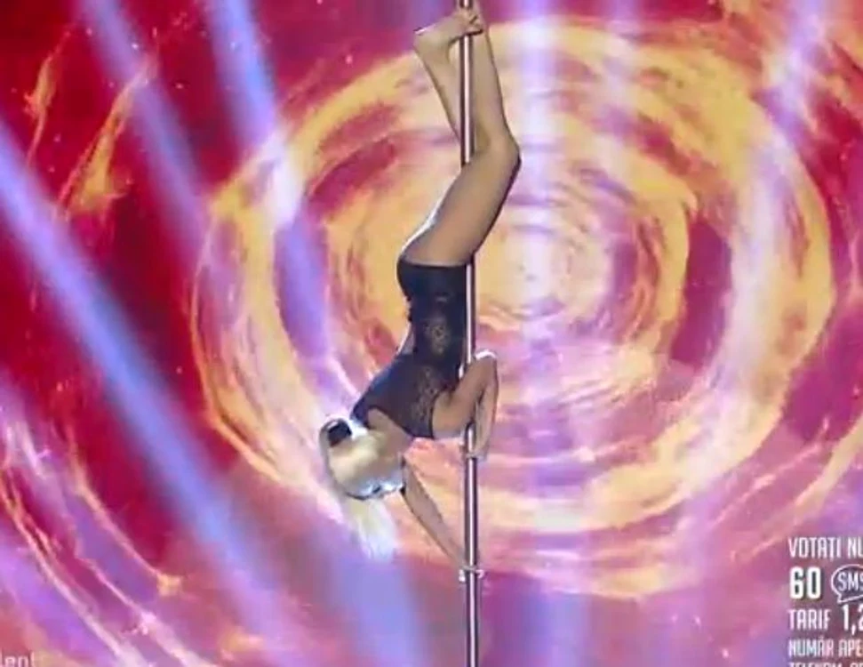 "Românii au talent", semifinala 5: Blonda i-a surpins plăcut pe juraţi 