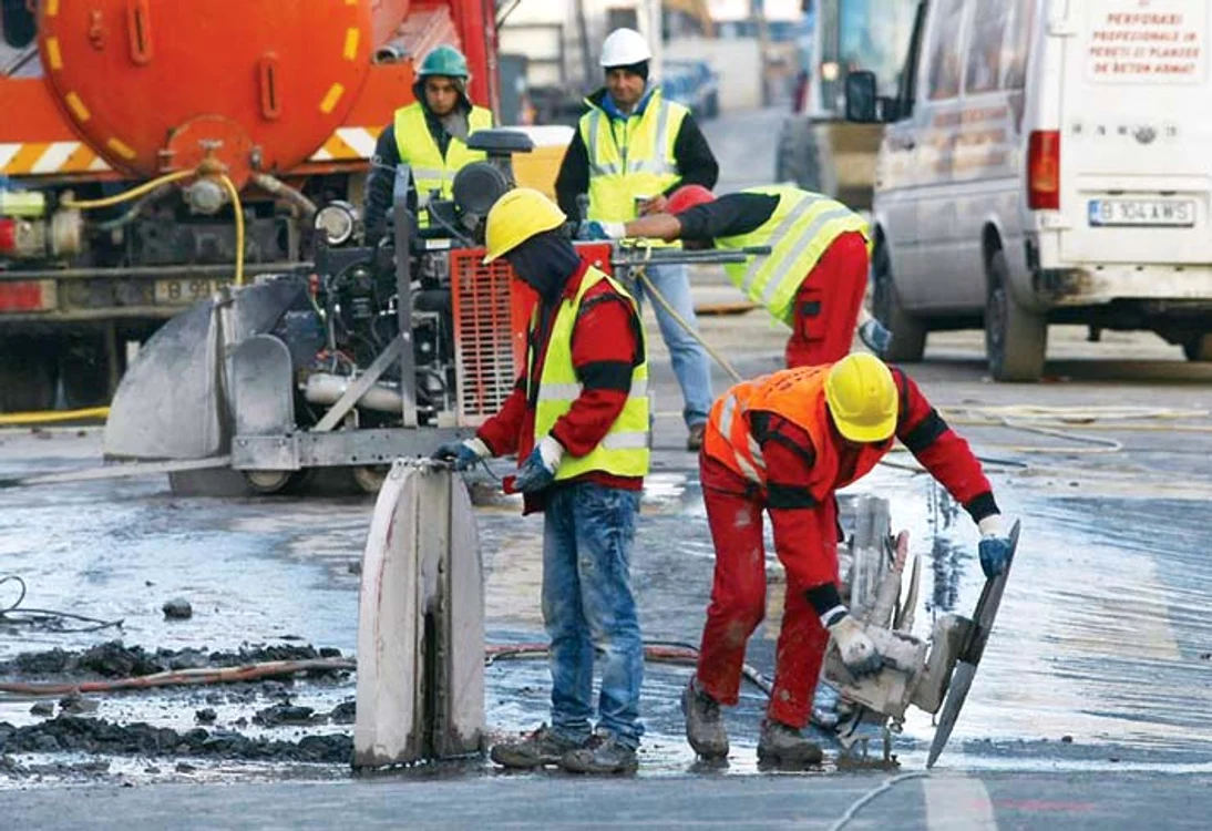 Traficul auto ar trebui redeschis la 22 martie