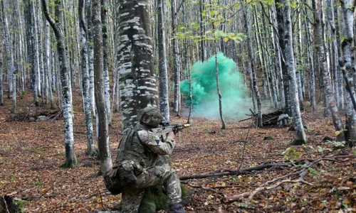 Faimoșii soldați Gurkha din Armata Britanică s-au antrenat în România (foto: Brigada 2 Vânători de Munte „Sarmizegetusa”)