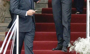 Pique, fără  Shakira, s a  întreţinut  cu Puyol jpeg