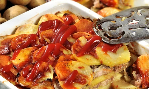 musaca de cartofi noi cu carne tocata jpeg