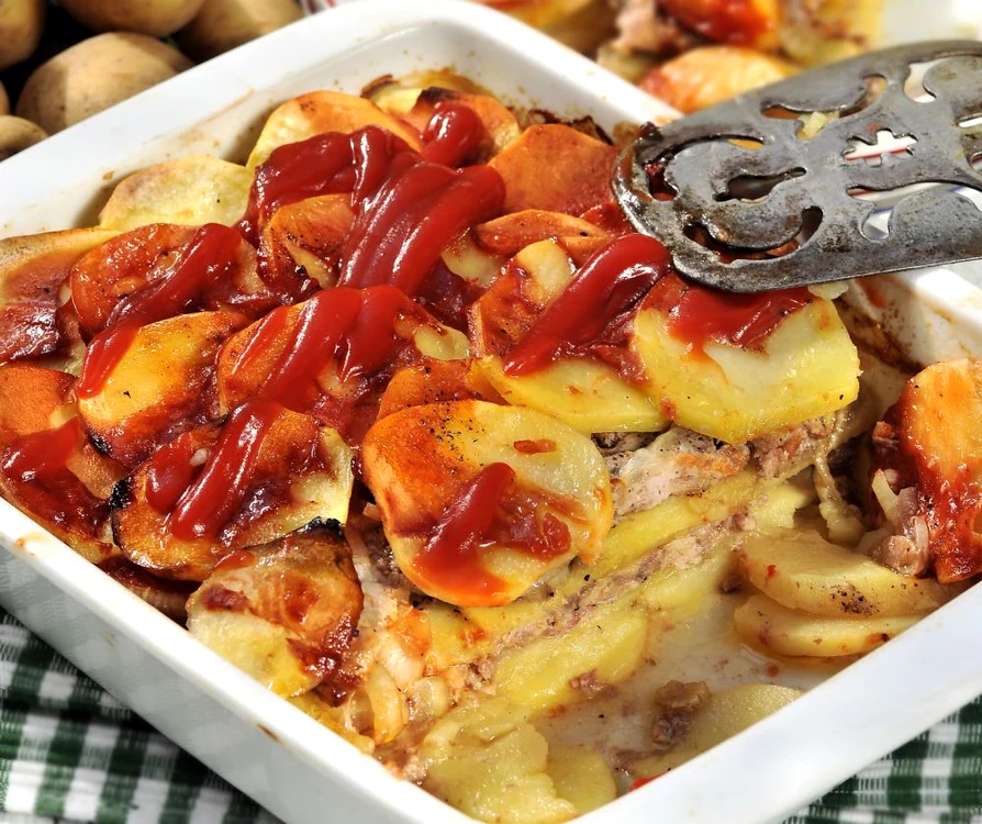 musaca de cartofi noi cu carne tocata jpeg