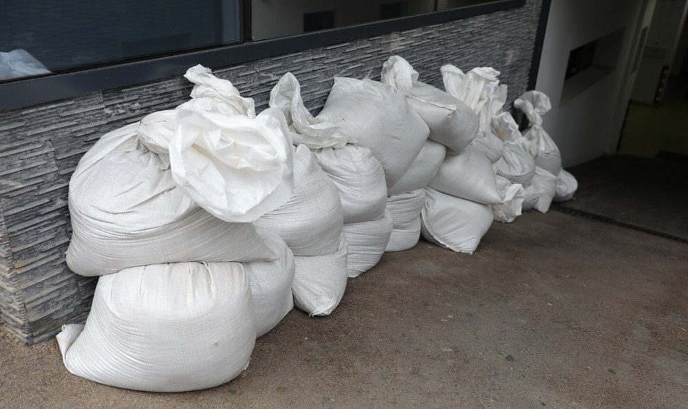 V Constanți so ukradli vreče s peskom, namenjene zaščiti pred poplavami