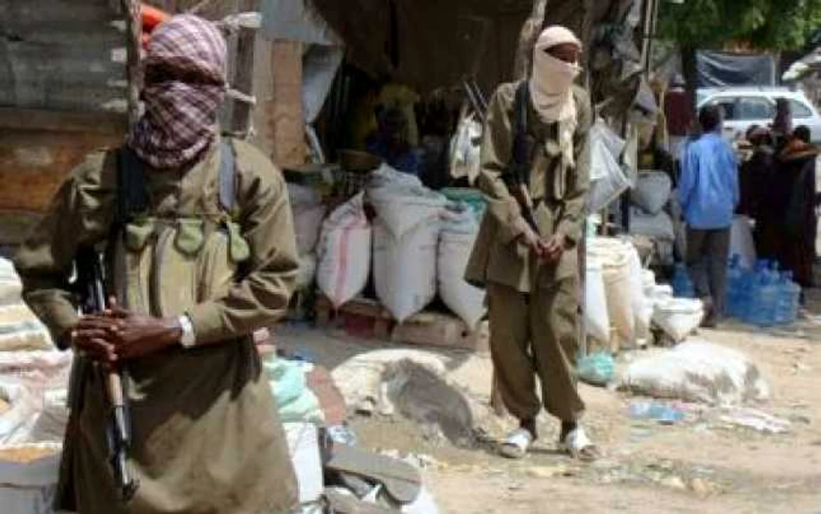 VIDEO Cei doi agenţi francezi răpiţi în Somalia, deţinuţi de insurgenţii islamişti