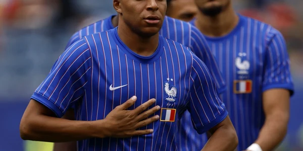 14101909 mica jpg