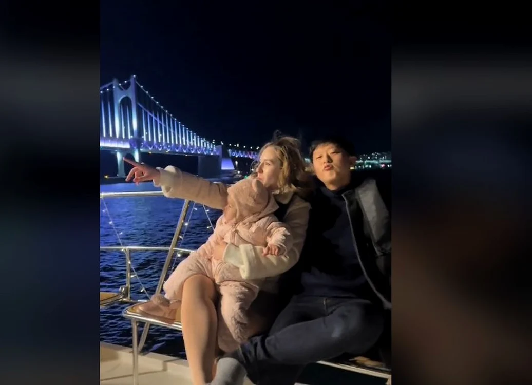 Romancă în Coreea de Sud Foto: Captură Video TikTok