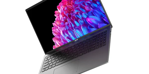 Laptop Acer Swift Go 16 jpg