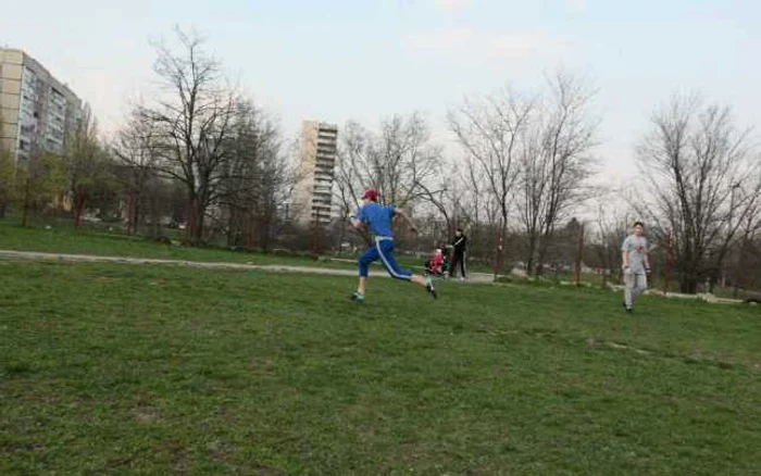 Jucătorii moldoveni de baseball ar putea rămâne oricând fără teren. Foto: Dumitru Goncear