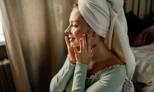 Cum influențează alimentația sănătatea pielii și apariția ridurilor jpg