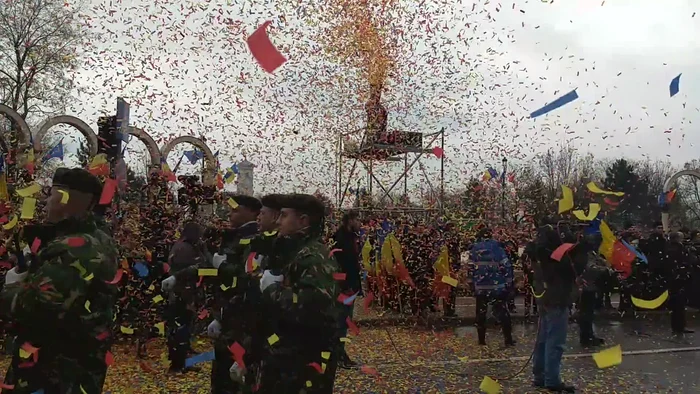 Parada militară de la Alba Iulia Foto: arhivă Click!